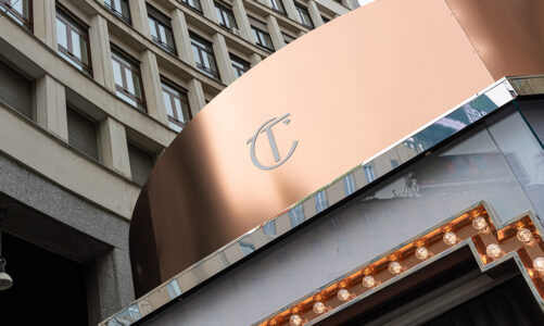 La Magic Cream Pop-Up di Charlotte Tilbury in piazza San Babila a Milano