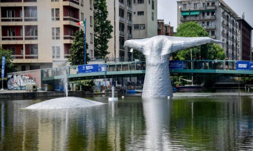 “Run for the oceans”, l’installazione in Darsena di Adidas