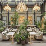 Vi portiamo da Giardino Cordusio, elegante giardino metropolitano dove provare cocktail d’autore e piatti dal carattere internazionale