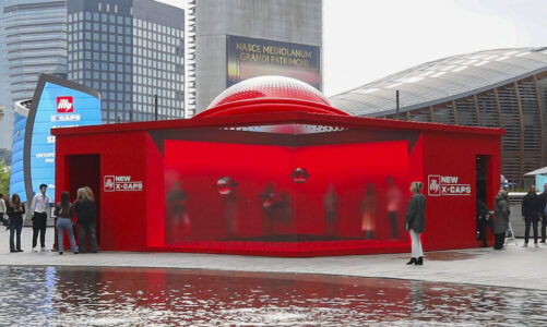 Tra le torri di Gae Aulenti apre illy Space: il pop-up dedicato al nuovo sistema X▪CAPS